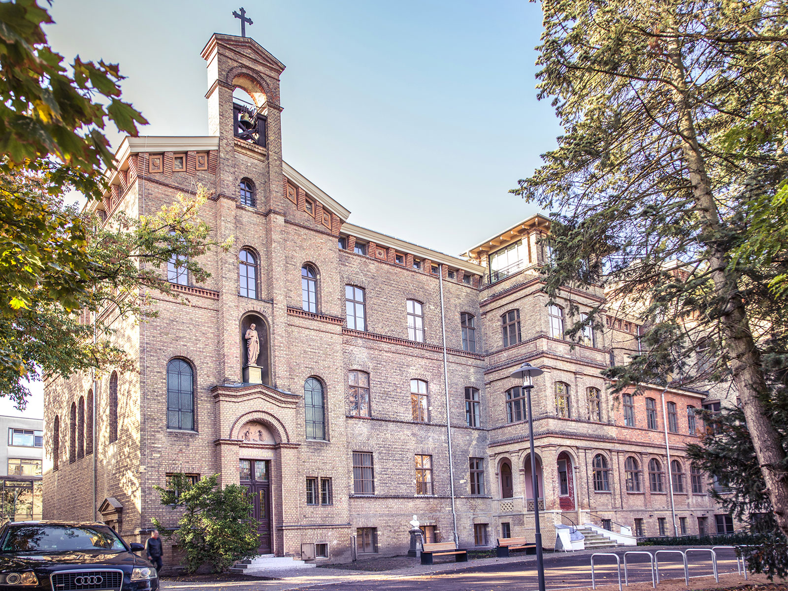 St. Josefs-Krankenhaus Potsdam Vorderansicht